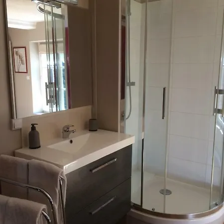 לינה וארוחת בוקר La Ferme Des Vignes 3*